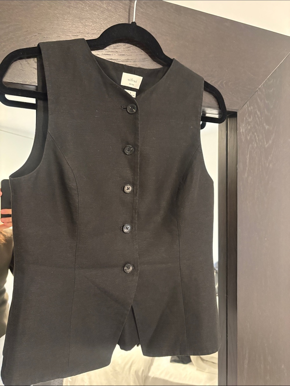 Aritzia regal vest Cruiselinen